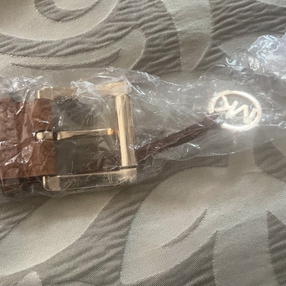❤️MICHAEL KORS BELT - Picture 6 of 6